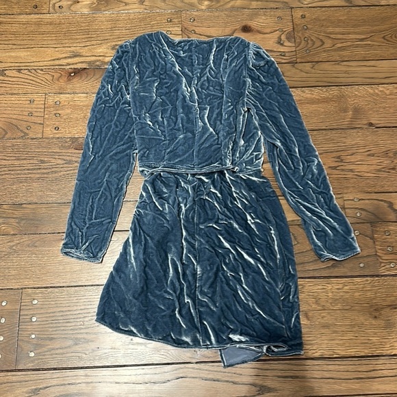 Reformation Chrissy Velvet Long Sleeve Wrap Dress Blue - Picture 4 of 5